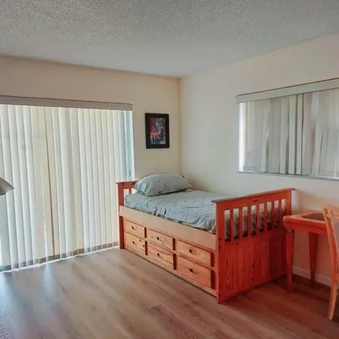767 Burgundy P Delray Beach FL 33484