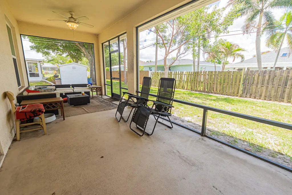 930 SW Versailles Avenue Port St Lucie FL 34953