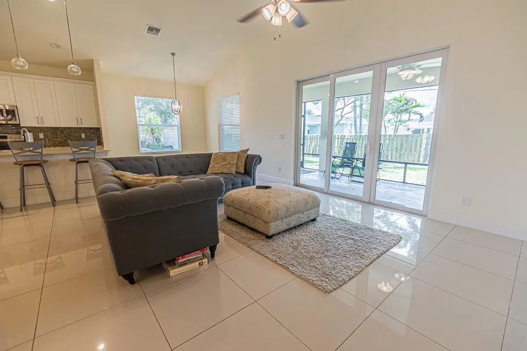 930 SW Versailles Avenue Port St Lucie FL 34953