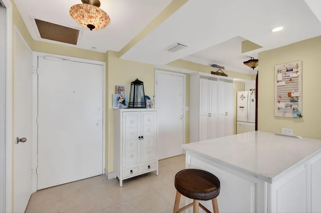 3333 NE 34th Street Fort Lauderdale FL 33308
