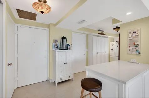 3333 NE 34th Street Fort Lauderdale FL 33308