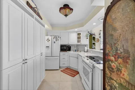 3333 NE 34th Street Fort Lauderdale FL 33308