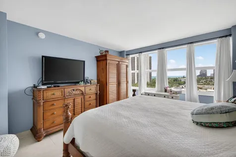 3333 NE 34th Street Fort Lauderdale FL 33308