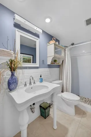 3333 NE 34th Street Fort Lauderdale FL 33308