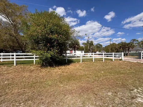 357 Hunting Club Avenue Clewiston FL 33440