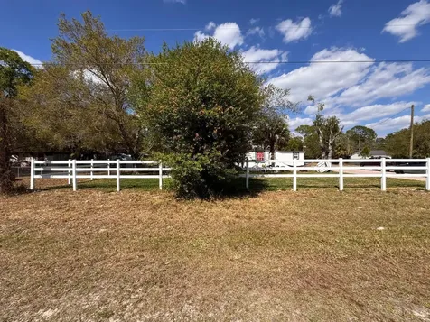 357 Hunting Club Avenue Clewiston FL 33440