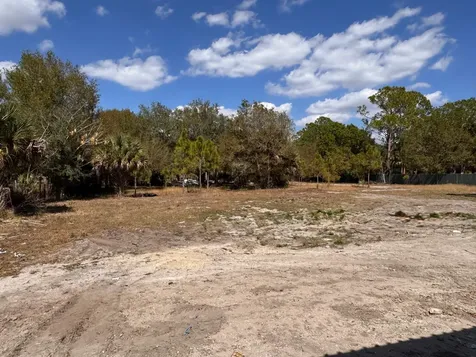 357 Hunting Club Avenue Clewiston FL 33440