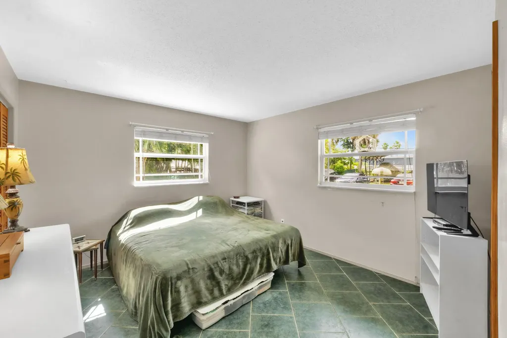 6863 Imperial Drive West Palm Beach FL 33411