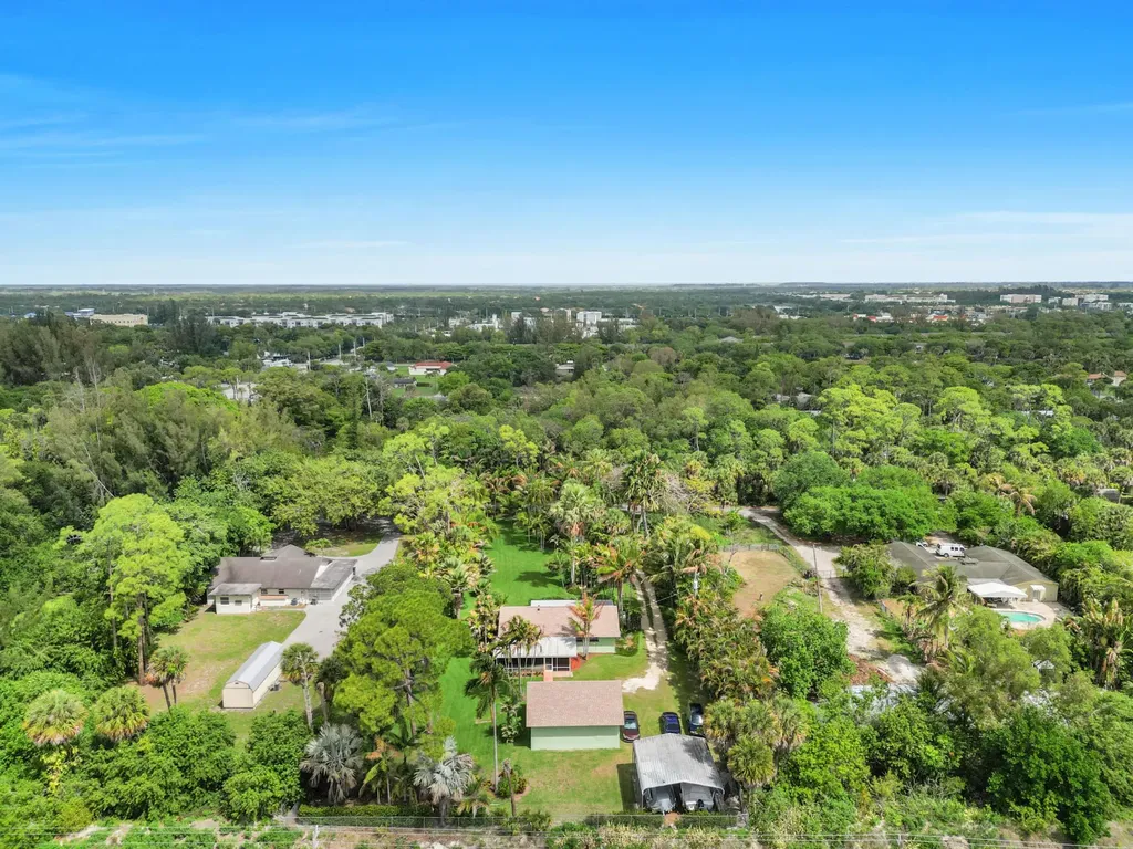 6863 Imperial Drive West Palm Beach FL 33411