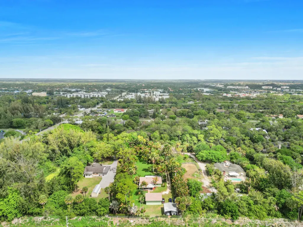 6863 Imperial Drive West Palm Beach FL 33411