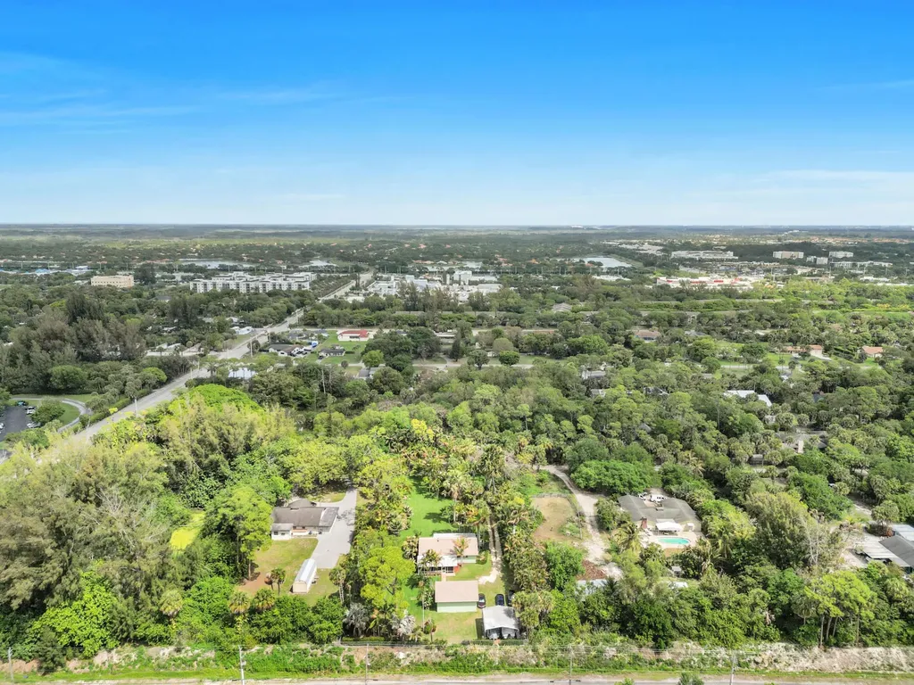6863 Imperial Drive West Palm Beach FL 33411
