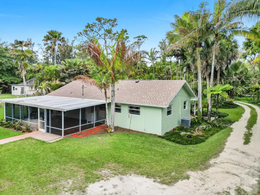 6863 Imperial Drive West Palm Beach FL 33411