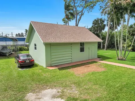 6863 Imperial Drive West Palm Beach FL 33411
