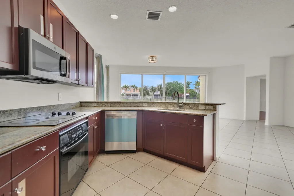 9037 Alexandra Circle Wellington FL 33414