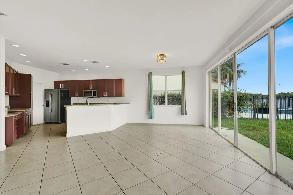 9037 Alexandra Circle Wellington FL 33414