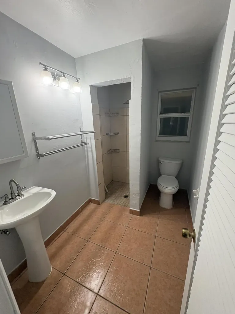 1340 NW 5th Avenue Fort Lauderdale FL 33311