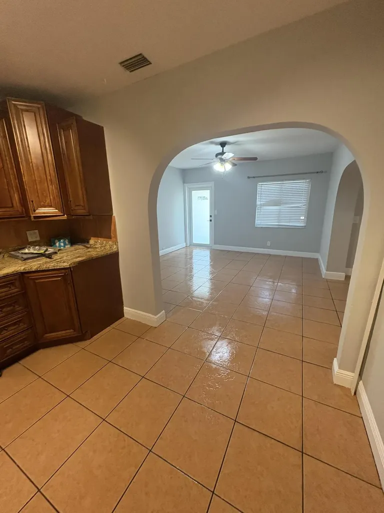 1340 NW 5th Avenue Fort Lauderdale FL 33311