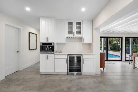 2021 NW 3rd Avenue Delray Beach FL 33444