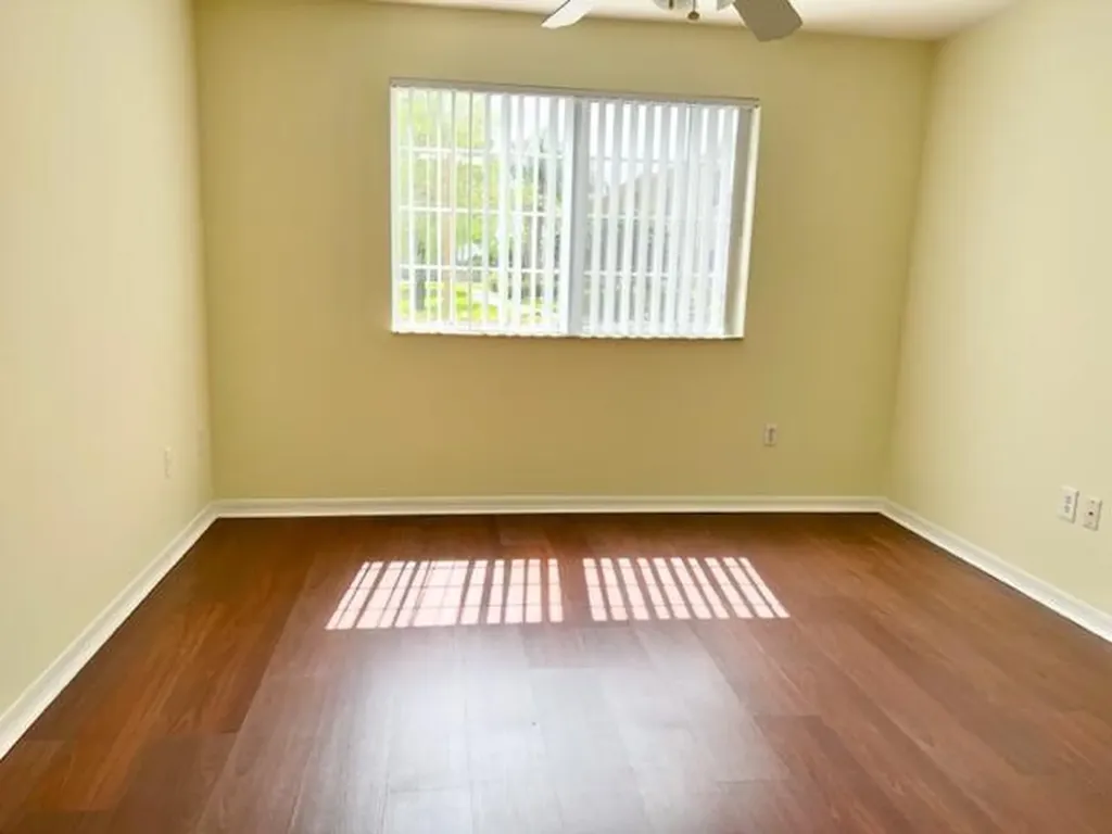 800 S Crestwood Court Court S Royal Palm Beach FL 33411