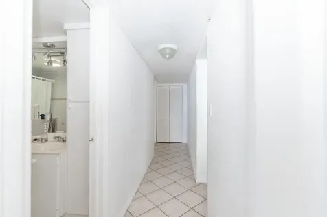 5055 NW 7th Street Miami FL 33126