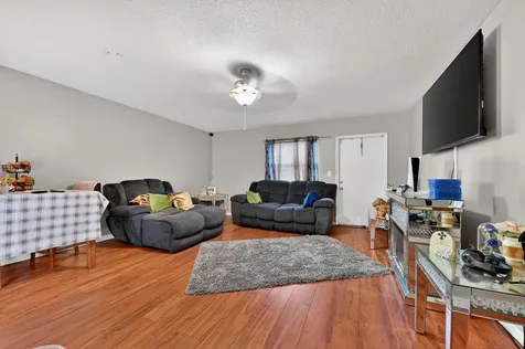 1582 Reverend Jesse Biggs Boulevard Pahokee FL 33476