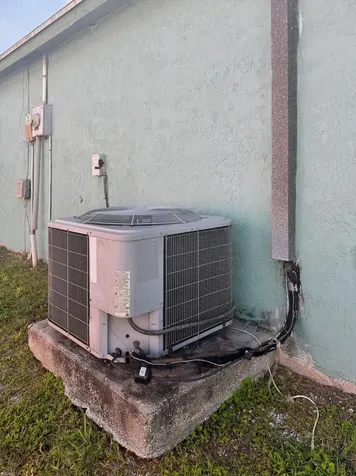 1582 Reverend Jesse Biggs Boulevard Pahokee FL 33476