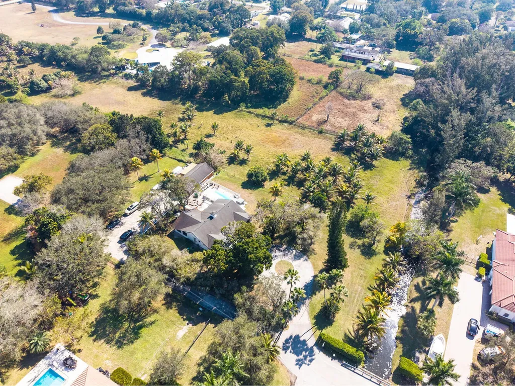 1710 SW 142nd Avenue Davie FL 33325