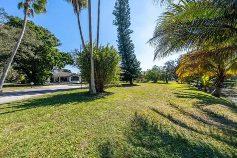 1710 SW 142nd Avenue Davie FL 33325