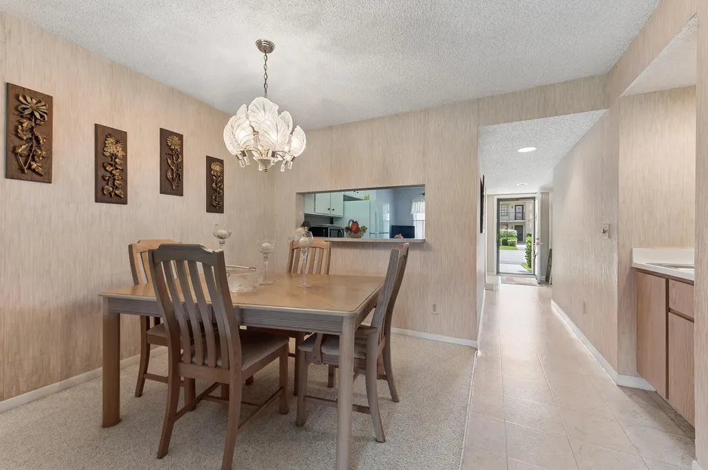 901 Pinecrest Circle Jupiter FL 33458