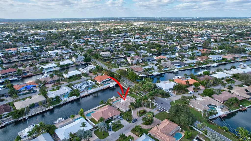 3851 NE 27th Avenue Lighthouse Point FL 33064