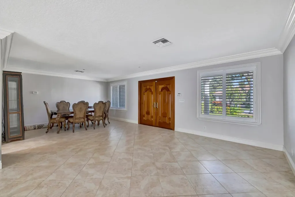 3851 NE 27th Avenue Lighthouse Point FL 33064