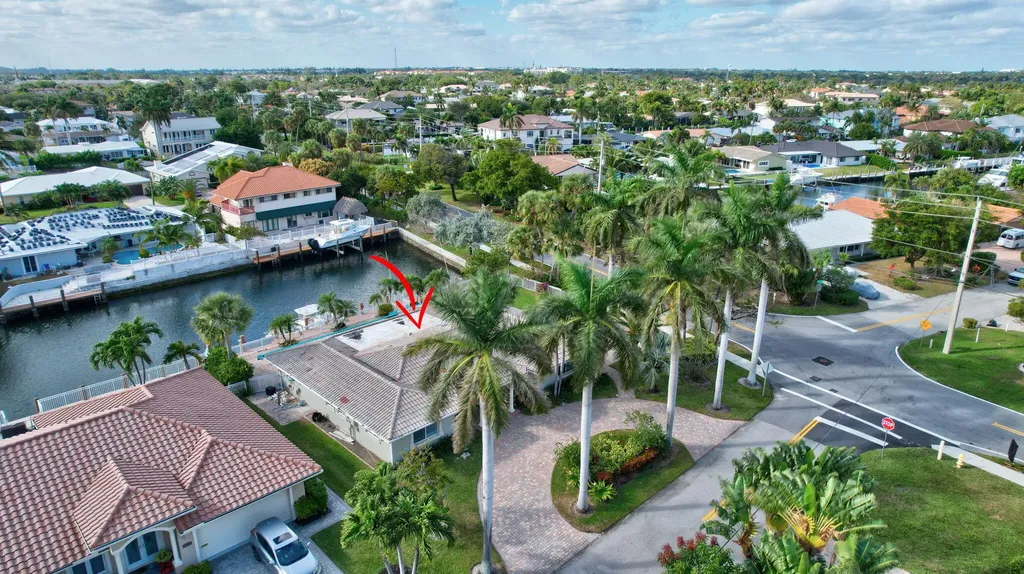 3851 NE 27th Avenue Lighthouse Point FL 33064