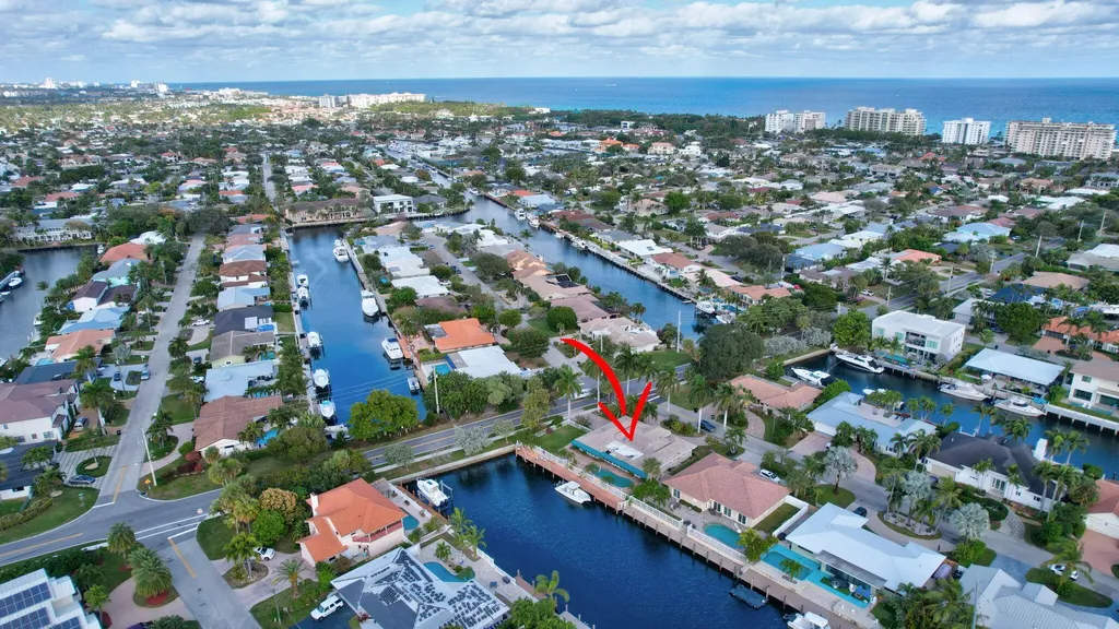 3851 NE 27th Avenue Lighthouse Point FL 33064