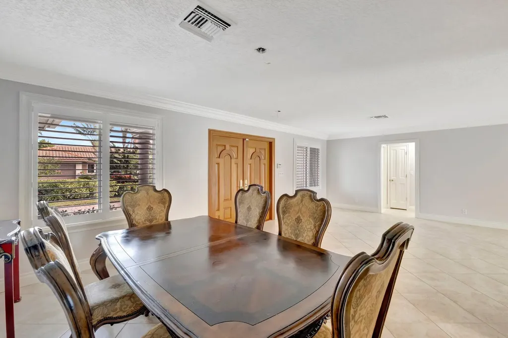 3851 NE 27th Avenue Lighthouse Point FL 33064