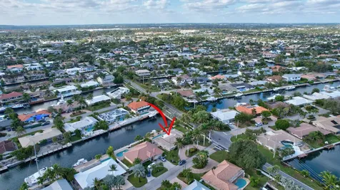3851 NE 27th Avenue Lighthouse Point FL 33064