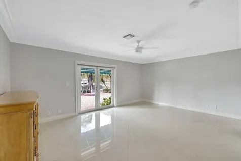 3851 NE 27th Avenue Lighthouse Point FL 33064