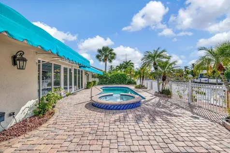 3851 NE 27th Avenue Lighthouse Point FL 33064