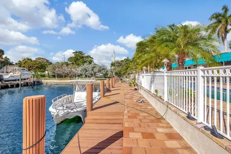 3851 NE 27th Avenue Lighthouse Point FL 33064