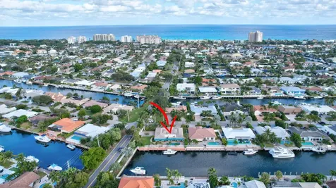 3851 NE 27th Avenue Lighthouse Point FL 33064