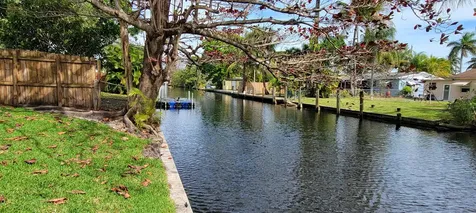 1916 SW 28th Way Fort Lauderdale FL 33312