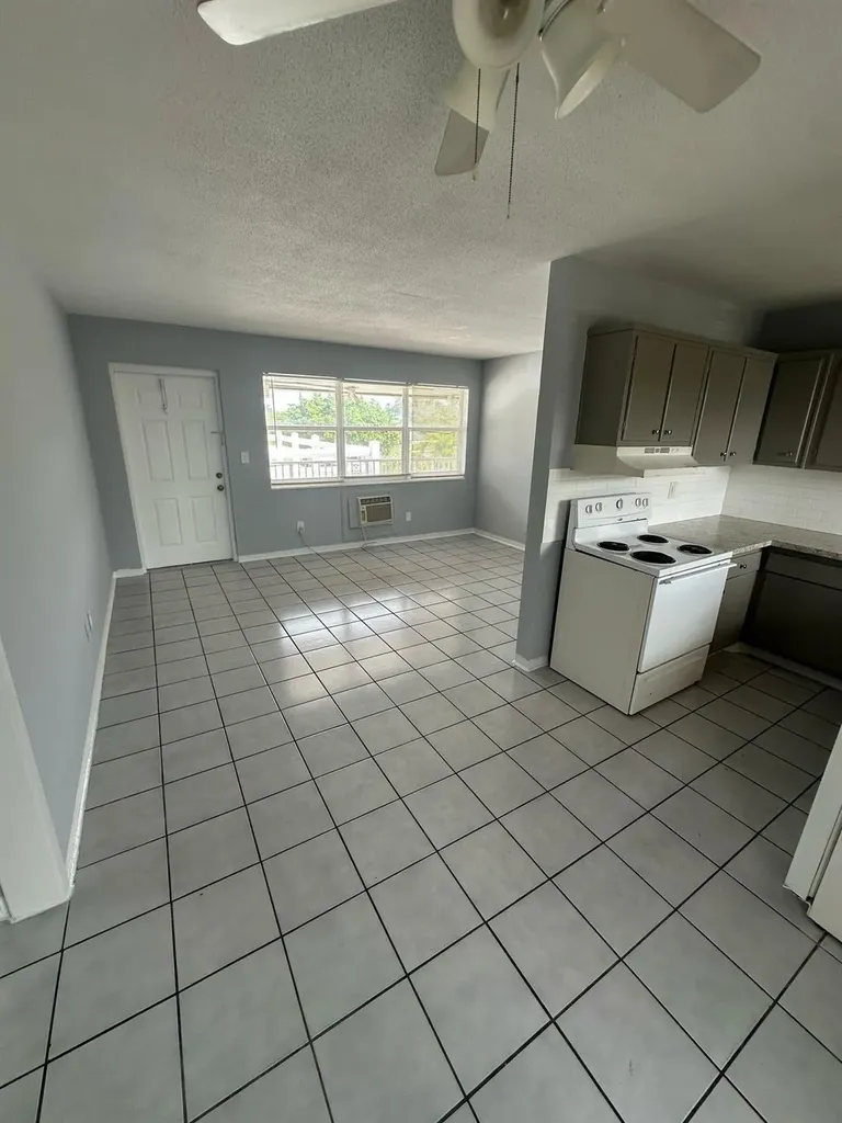 2917 Middle River Drive Fort Lauderdale FL 33306