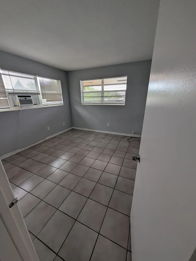 2917 Middle River Drive Fort Lauderdale FL 33306