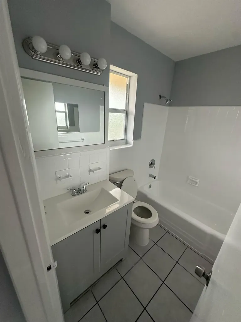 2917 Middle River Drive Fort Lauderdale FL 33306