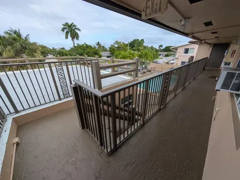 2917 Middle River Drive Fort Lauderdale FL 33306