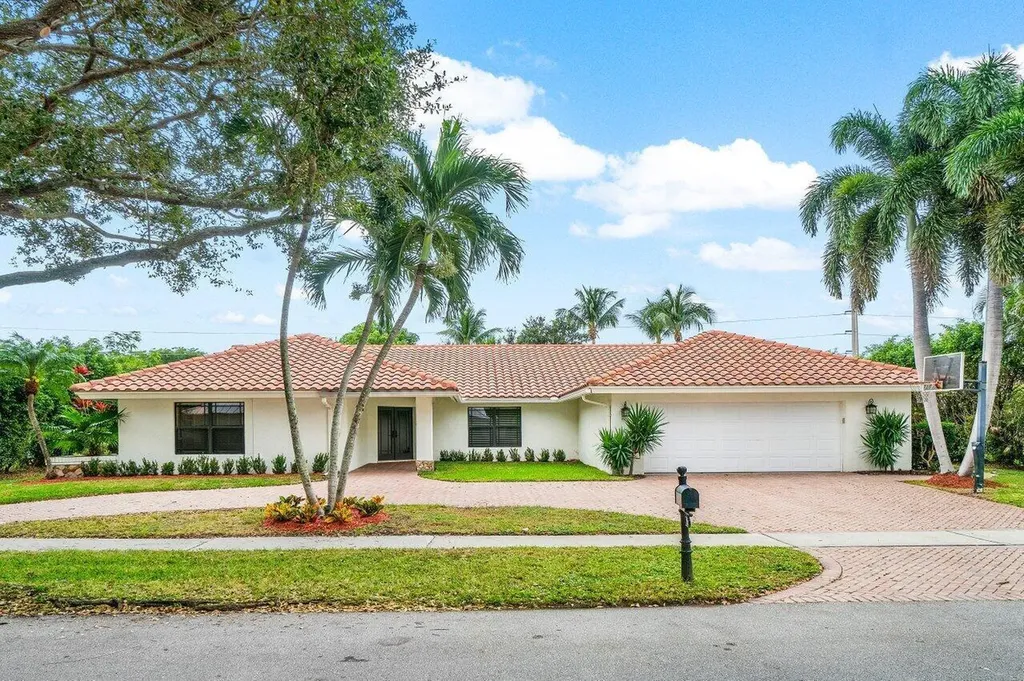 2150 NW 23rd Way Boca Raton FL 33431