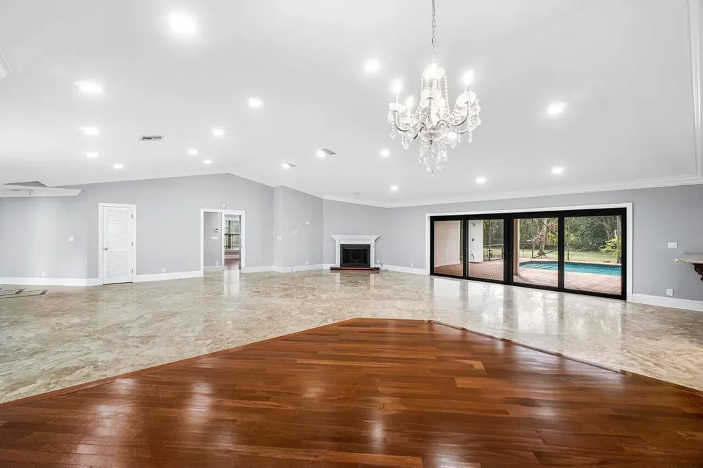 2150 NW 23rd Way Boca Raton FL 33431