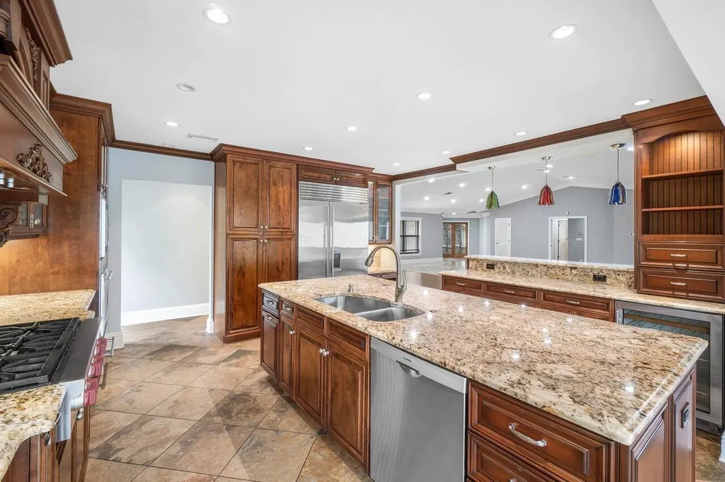 2150 NW 23rd Way Boca Raton FL 33431