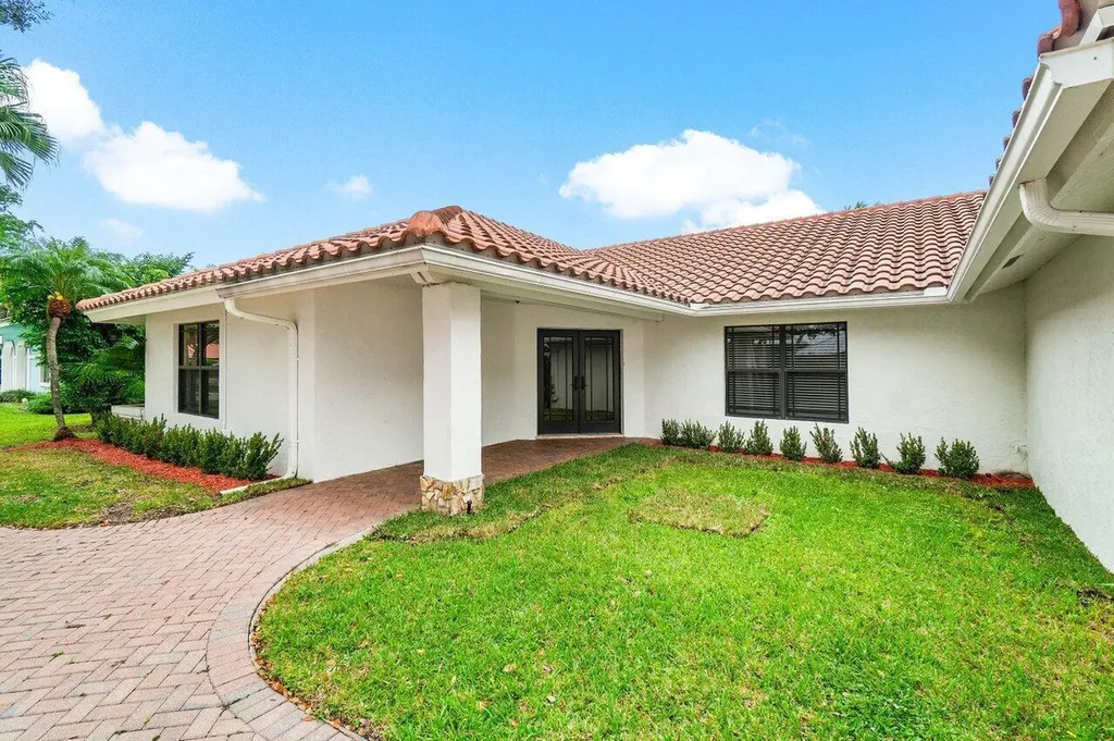 2150 NW 23rd Way Boca Raton FL 33431