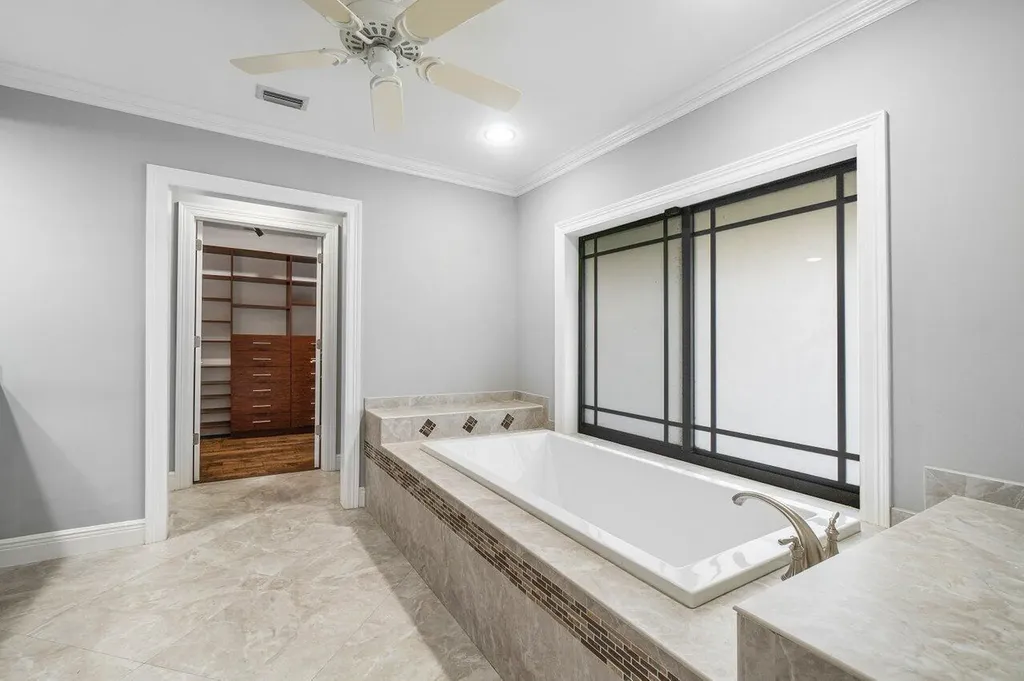 2150 NW 23rd Way Boca Raton FL 33431
