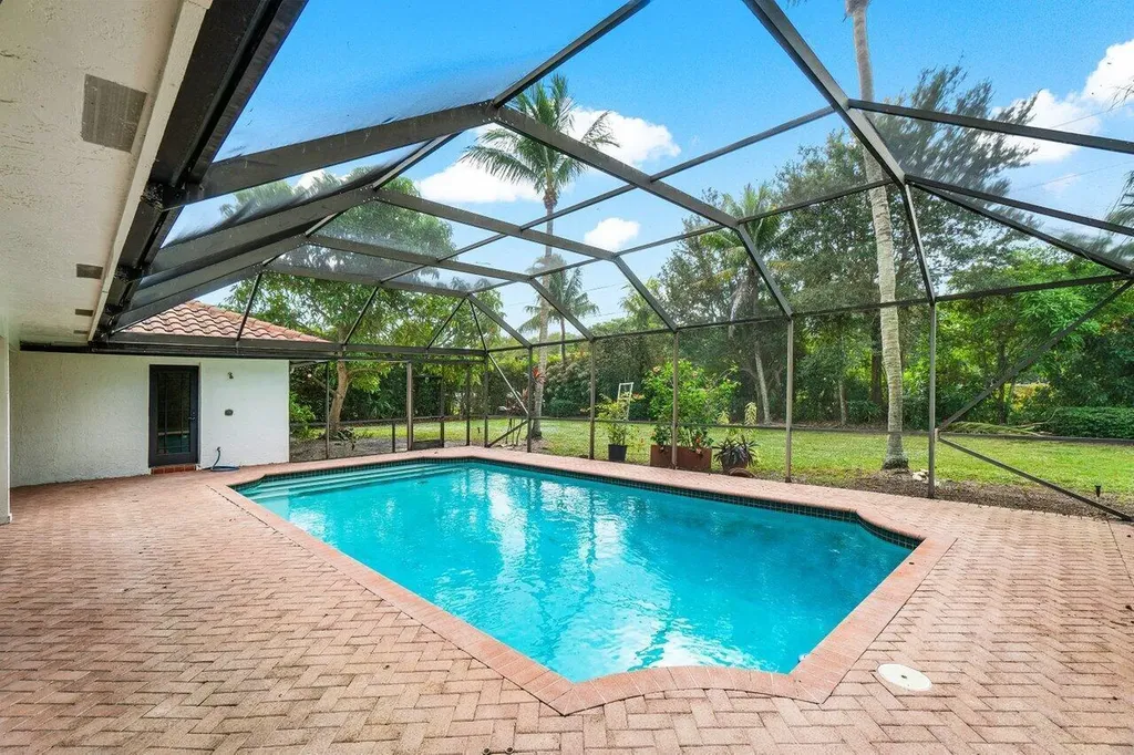 2150 NW 23rd Way Boca Raton FL 33431